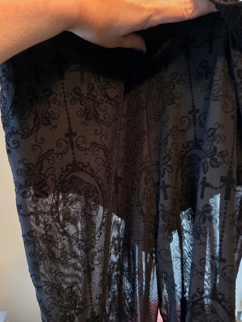 Black Gothic Velvet Burnout Leggings No Size - Picture 8 of 8